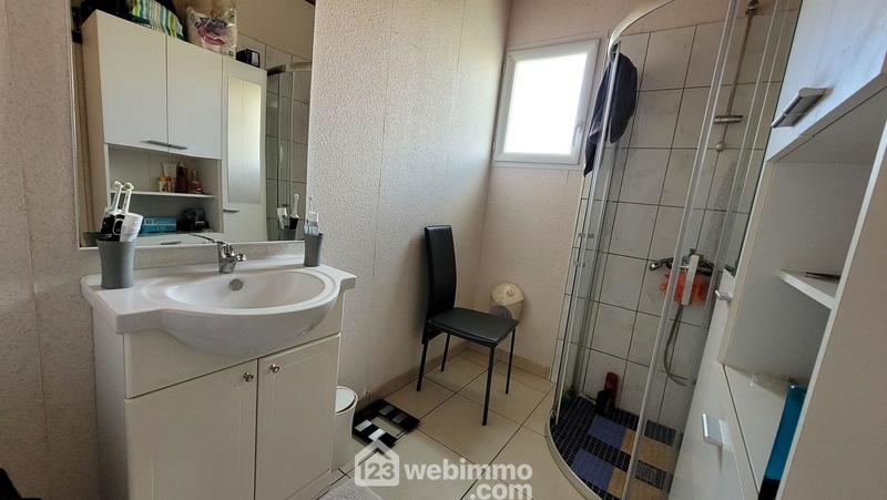 Maison - 80 m² - 4 pièces