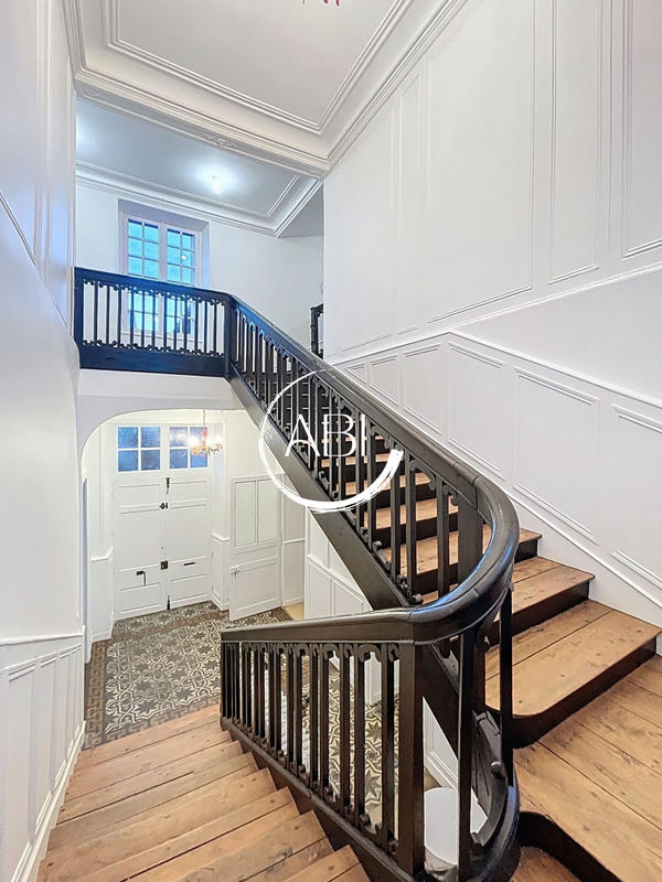 Manoir - 220 m² - 6 pièces