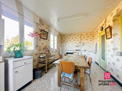 Maison - 104 m² - 5 pièces