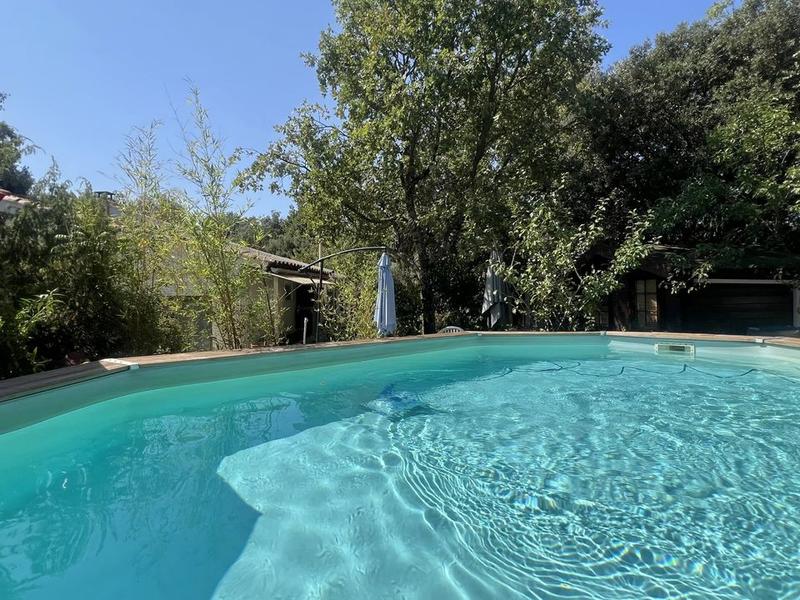 Villa - 170 m² - 8 pièces