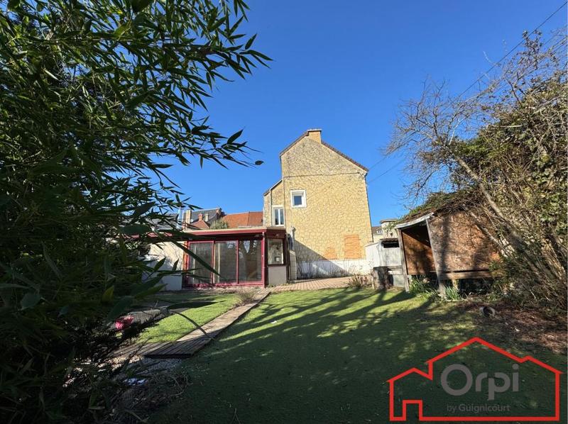 Maison de ville - 251 m² - 6 pièces