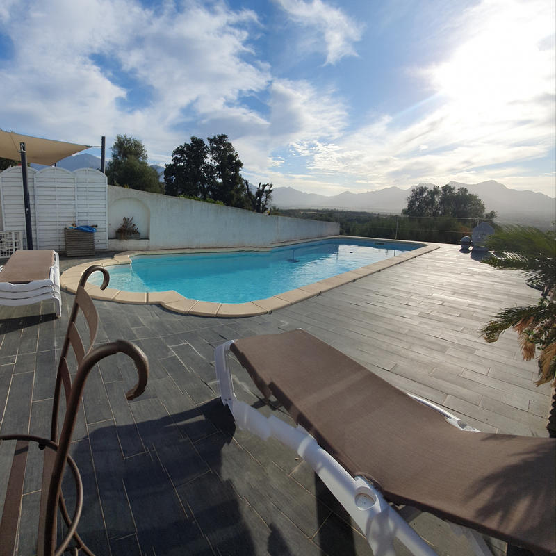 Maison - 100 m² - 3 pièces