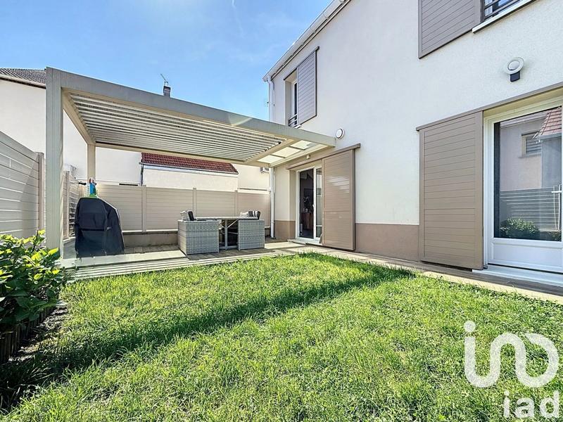 Maison - 100 m² - 6 pièces