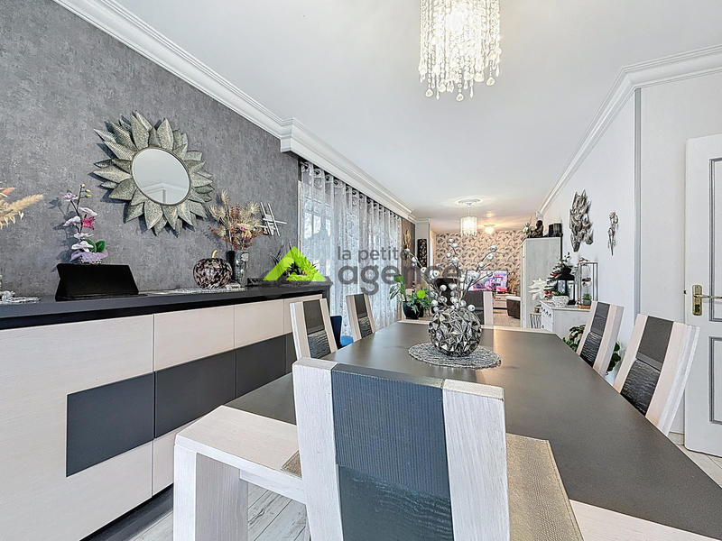 Maison - 135 m² - 5 pièces