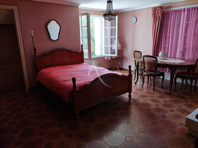 Maison - 172 m² - 10 pièces