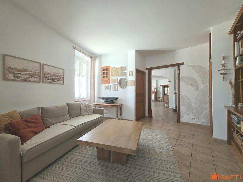 Maison de village - 210 m² - 7 pièces