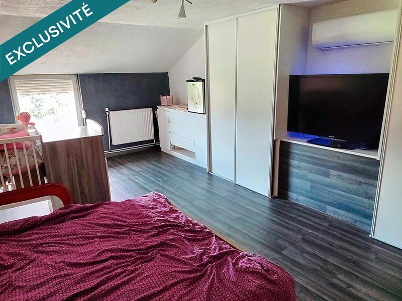 Maison - 216 m² - 8 pièces