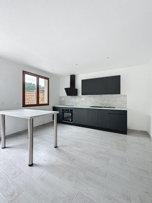 Maison - 88 m² - 3 pièces