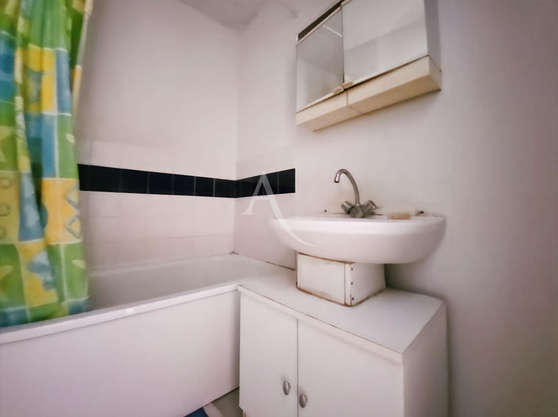 Maison - 61 m² - 5 pièces