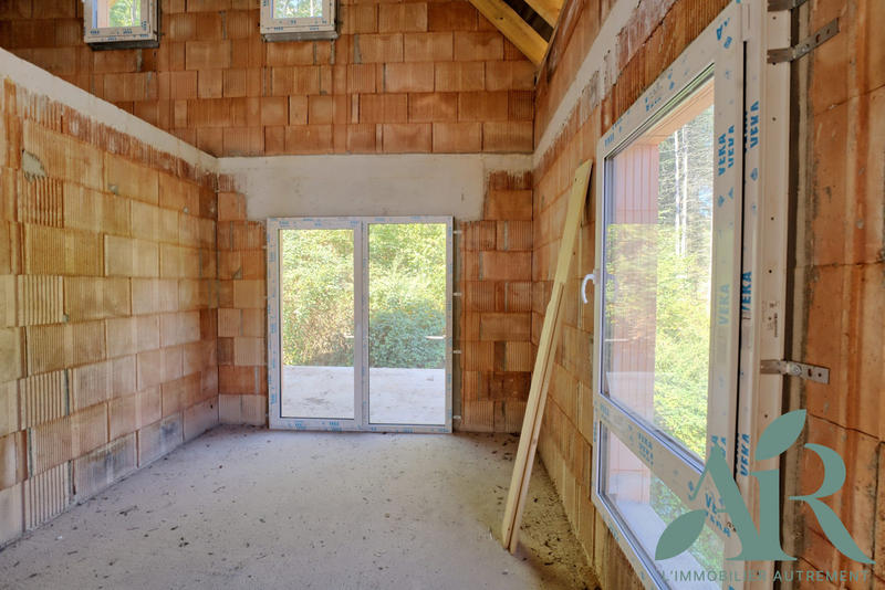 Maison - 105 m² - 4 pièces