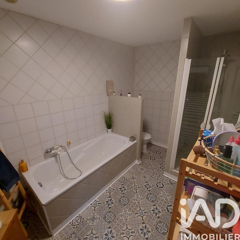 Maison - 236 m² - 10 pièces