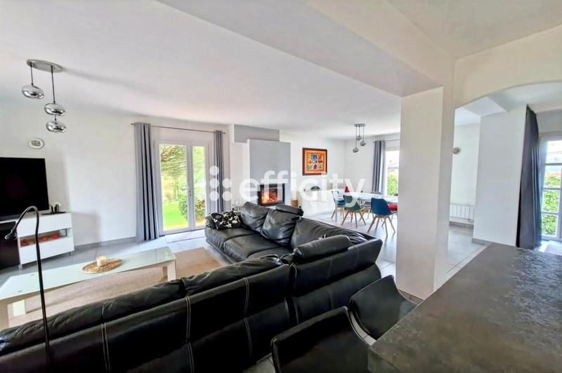 Maison - 139 m² - 6 pièces