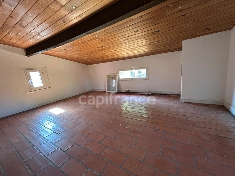 Terrain - 16 228 m²