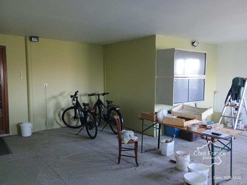 Propriété - 185 m² - 8 pièces