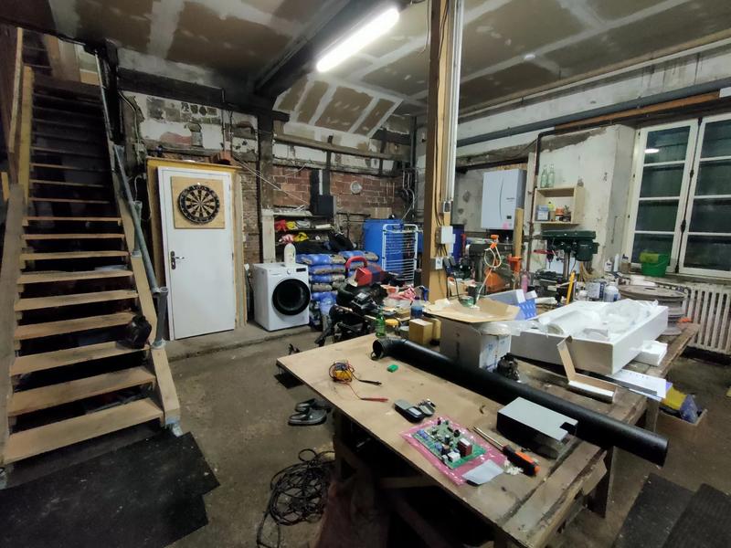 Maison - 235 m² - 8 pièces