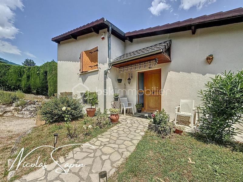 Maison - 91 m² - 5 pièces