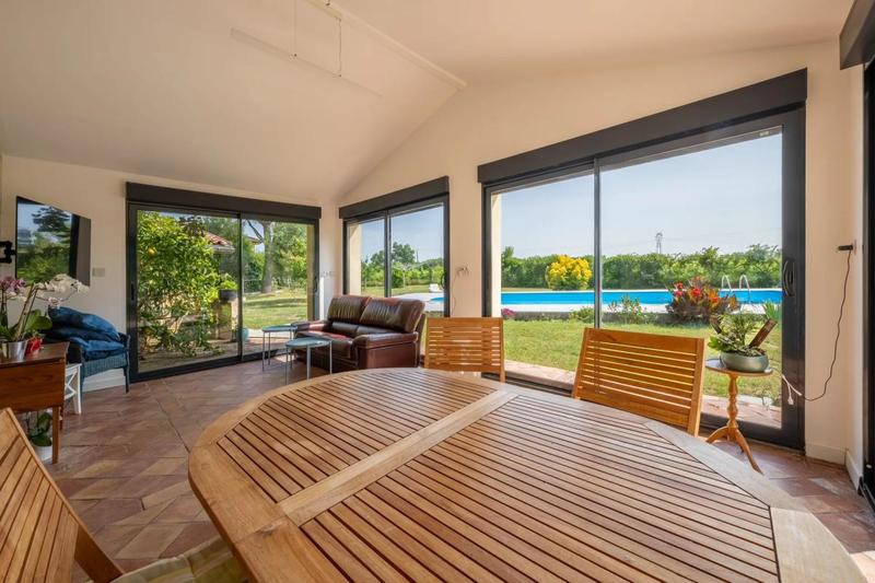 Maison de maîtres - 400 m² - 9 pièces