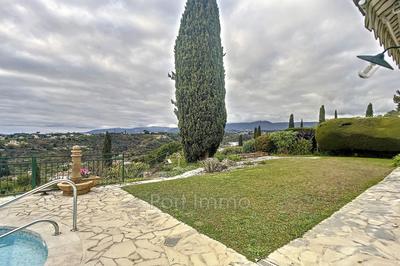 Maison - 180 m² - 6 pièces