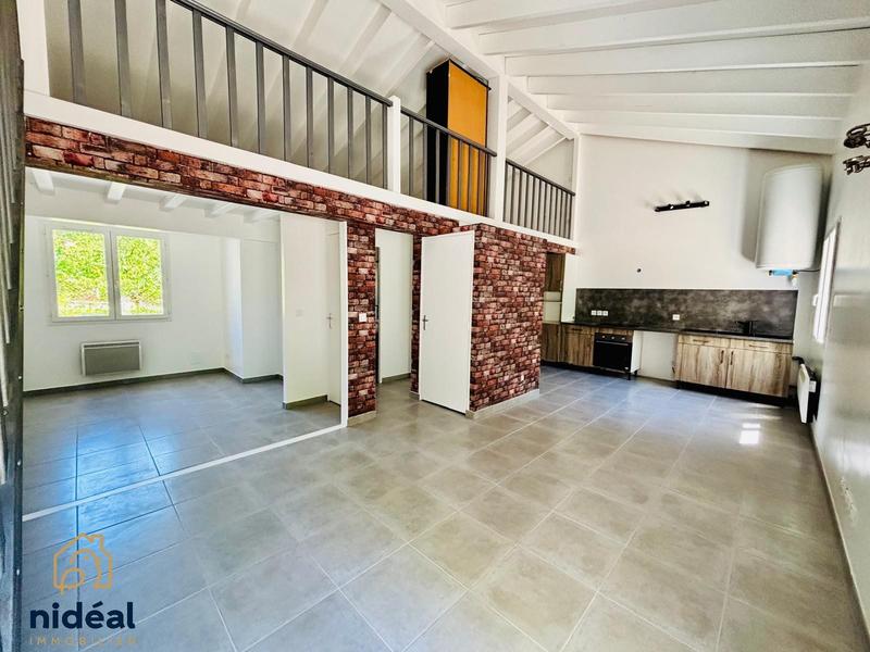 Villa - 90 m² - 4 pièces