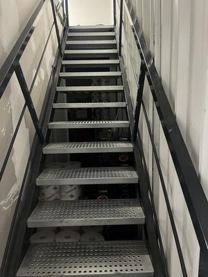 Local d'activités - 417 m²