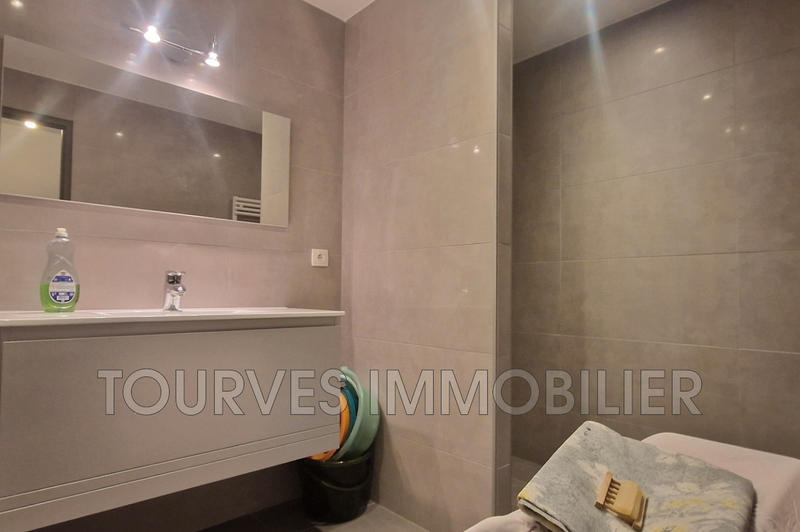 Maison - 215 m² - 6 pièces