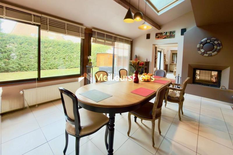 Maison - 144 m² - 7 pièces