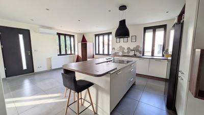 Villa - 150 m² - 6 pièces