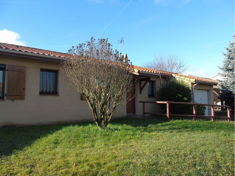 Maison traditionnelle - 92 m² - 4 pièces