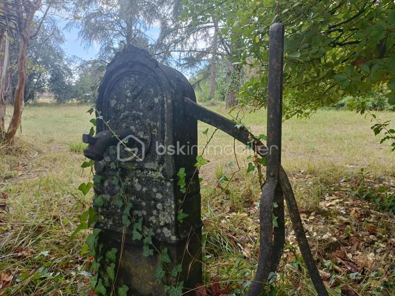 Demeure - 488 m² - 8 pièces