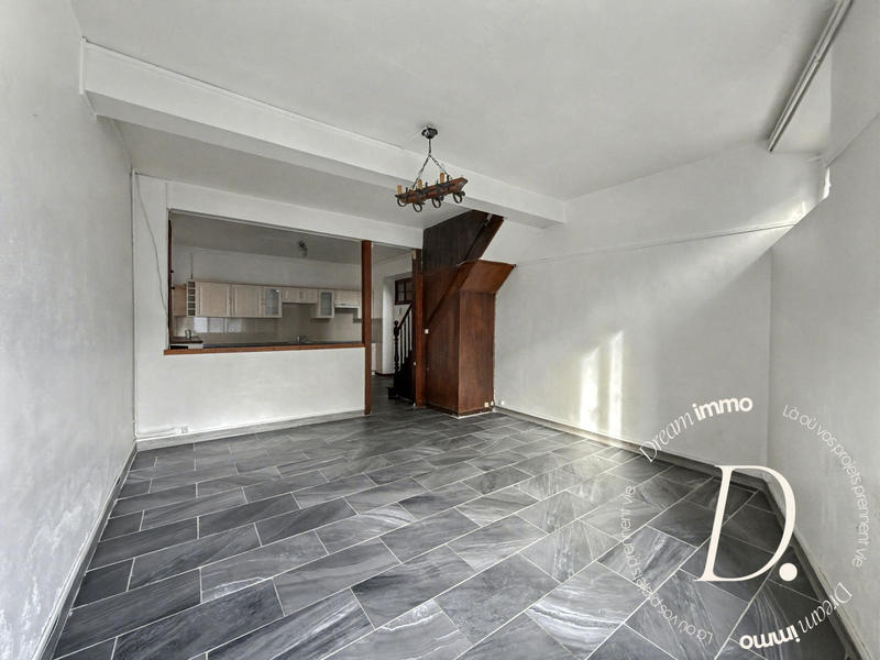 Maison - 105 m² - 4 pièces