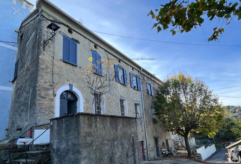 Appartement - 79 m² - 4 pièces