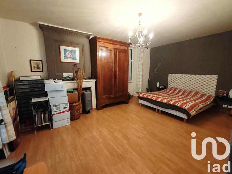 Maison - 245 m² - 6 pièces