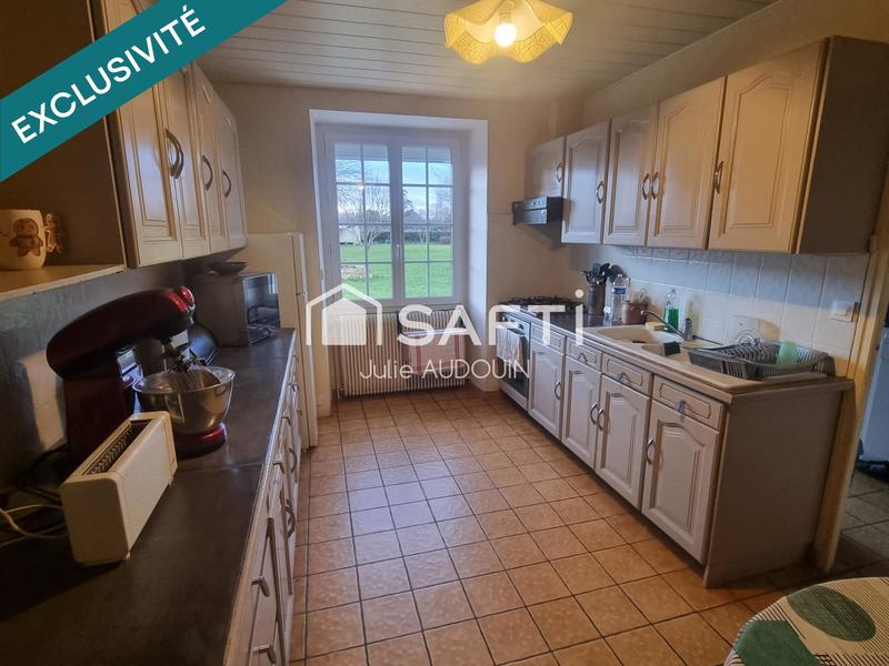 Maison - 250 m² - 12 pièces