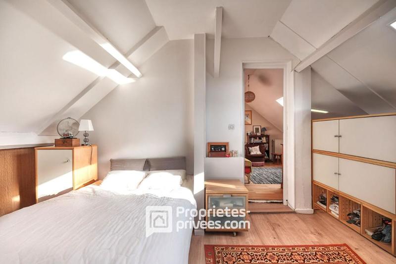 Maison - 205 m² - 8 pièces