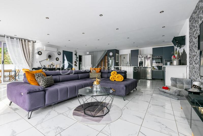 Maison - 150 m² - 6 pièces