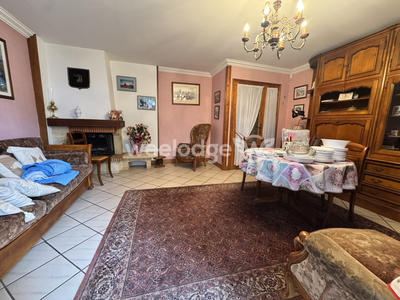 Maison - 84 m² - 4 pièces