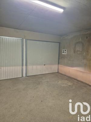 Parking - 12 m²