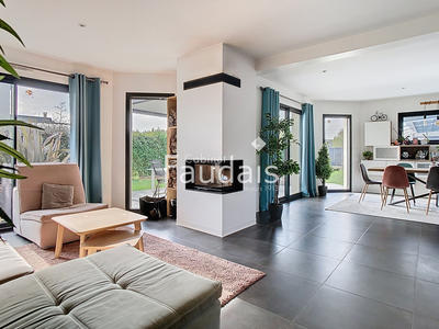 Maison - 175 m² - 7 pièces