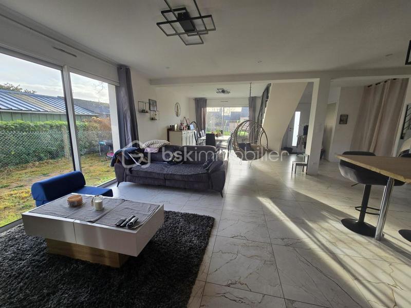 Maison - 145 m² - 6 pièces