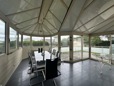 Maison traditionnelle - 165 m² - 9 pièces