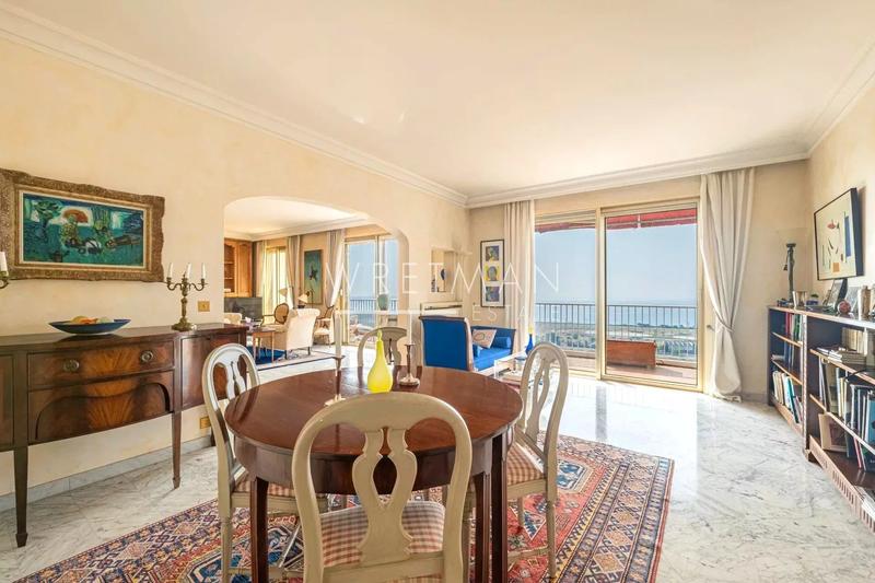 Appartement - 179 m² - 5 pièces