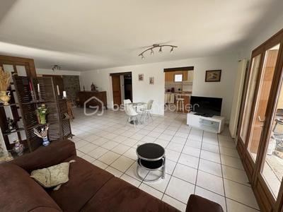 Maison - 171 m² - 8 pièces