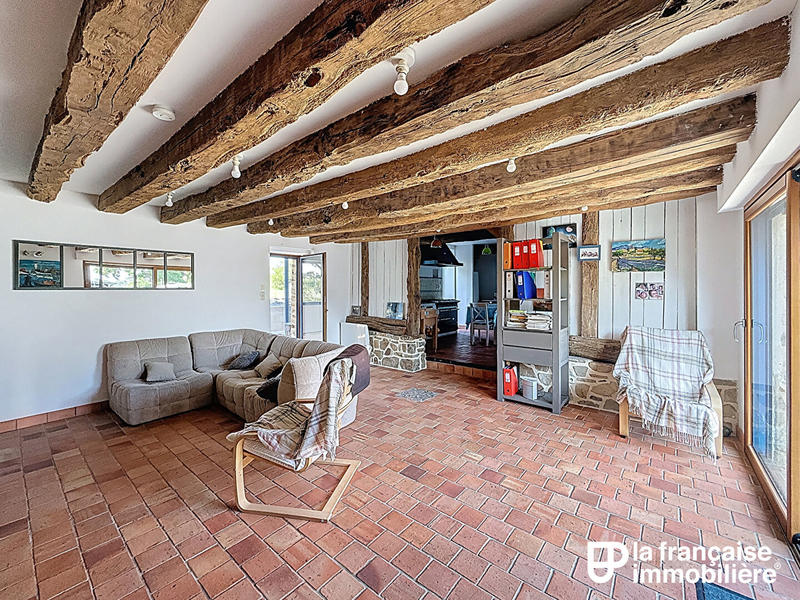 Maison - 174 m² - 7 pièces