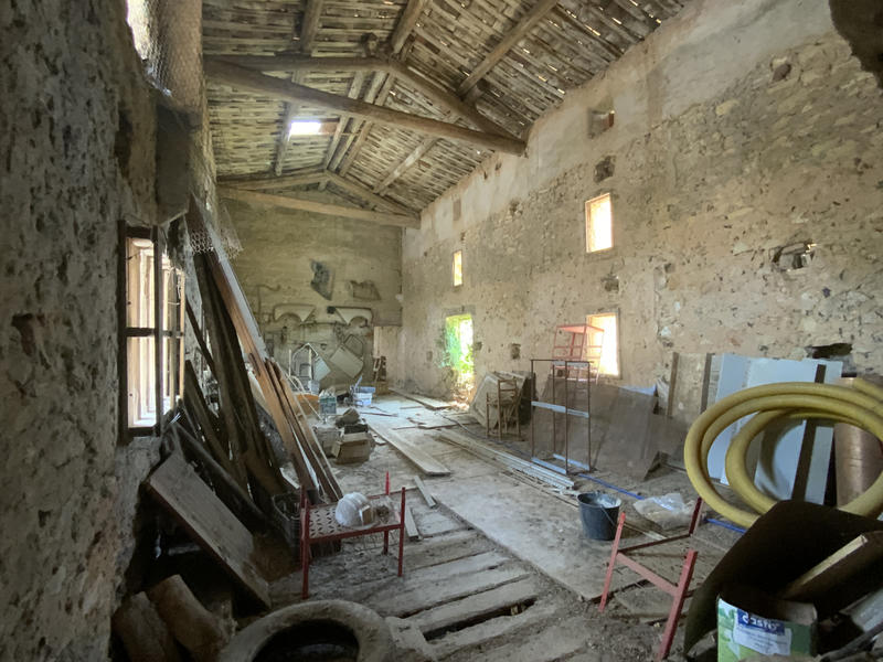 Maison - 800 m² - 5 pièces