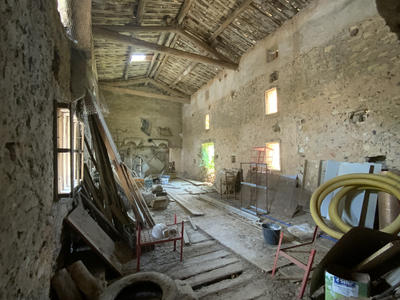 Maison - 800 m² - 5 pièces