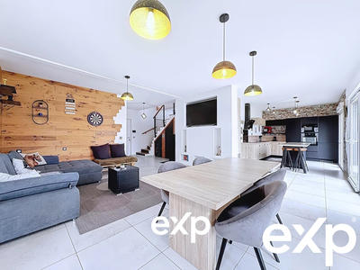 Maison - 151 m² - 6 pièces