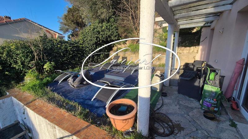 Immeuble - 134 m² - 6 pièces