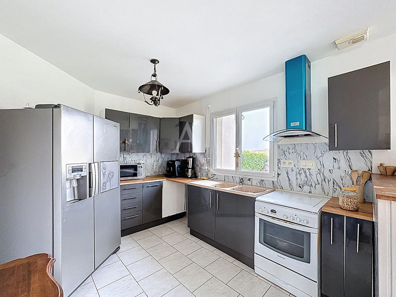 Maison - 112 m² - 6 pièces