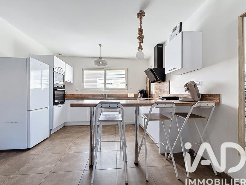 Maison - 90 m² - 4 pièces