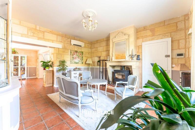 Maison de maîtres - 270 m² - 7 pièces